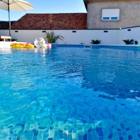 Villa Navita Augustinus With Pool Debeljak Εξωτερικό φωτογραφία