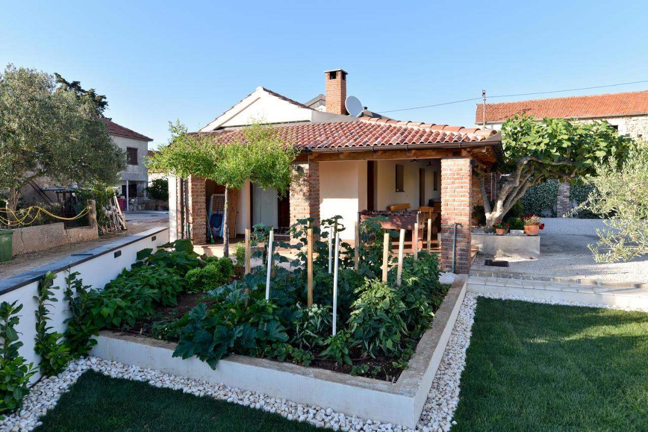 Villa Navita Augustinus With Pool Debeljak Εξωτερικό φωτογραφία
