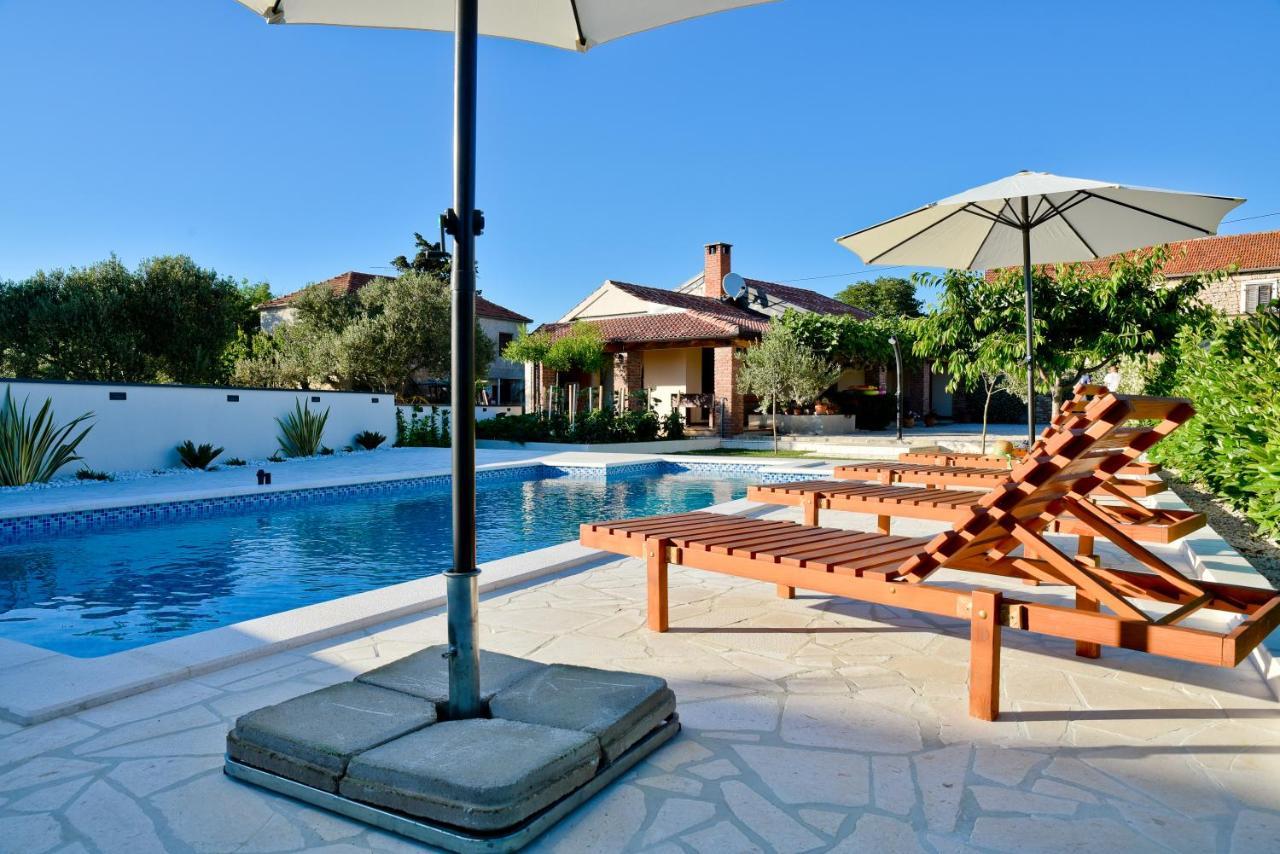 Villa Navita Augustinus With Pool Debeljak Εξωτερικό φωτογραφία