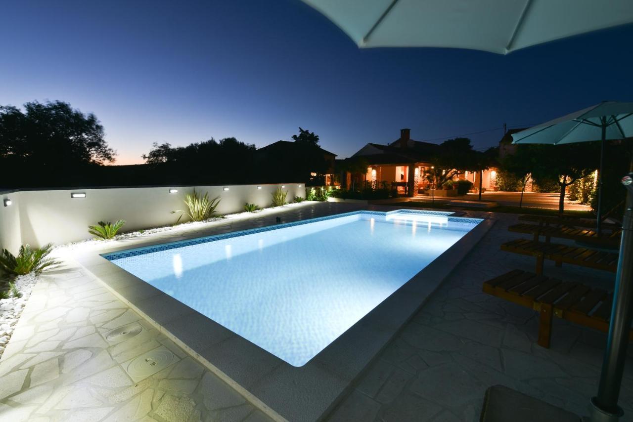 Villa Navita Augustinus With Pool Debeljak Εξωτερικό φωτογραφία